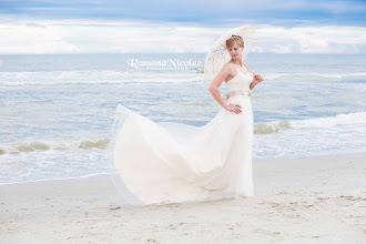 Wedding photographer Ramona Nicolae. Photo of 04.05.2023