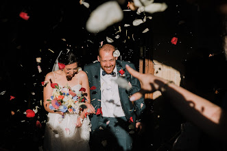 Wedding photographer Damian Hadjinicolaou. Photo of 26.10.2021