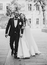Wedding photographer Marius Valentin. Photo of 15.06.2025