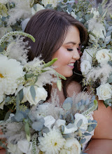Wedding photographer Jackie Larkin. Photo of 05.03.2025