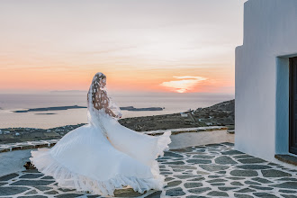 婚礼摄影师Chrysovalantis Symeonidis. 25.04.2024的图片