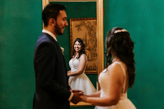 Wedding photographer Alex Piedrahita. Photo of 14.02.2024