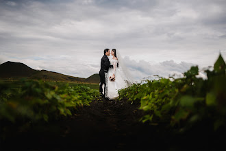 Fotógrafo de bodas Fernando Santacruz. Foto del 11.05.2022