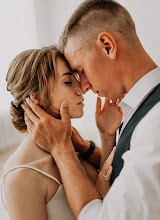Nhiếp ảnh gia ảnh cưới Elvira Lukashevich. Ảnh trong ngày 11.03.2024