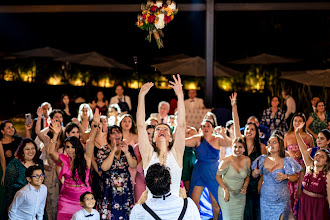 Wedding photographer Elena Flexas. Photo of 11.12.2023