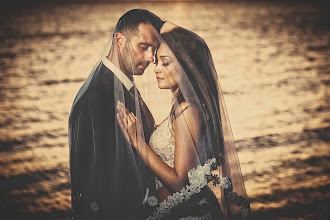 Wedding photographer Yannis Zacharakis. Photo of 06.12.2019