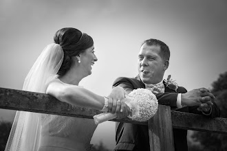 Wedding photographer Simon Kirsty Evans. Photo of 02.07.2019