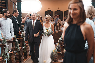 Nhiếp ảnh gia ảnh cưới Christian Deusel. Ảnh trong ngày 24.09.2019