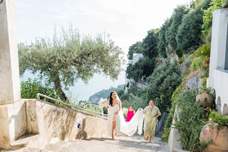 Wedding photographer Frances Heath. Photo of 27.04.2025