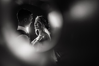 Düğün fotoğrafçısı Roman Zhdanov. Fotoğraf 13.04.2024 tarihinde