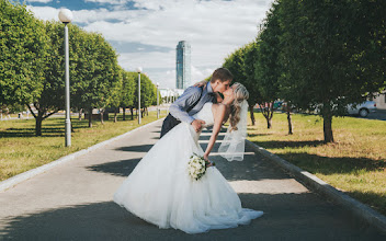 Svatební fotograf Anton Kharisov. Fotografie z 17.02.2020