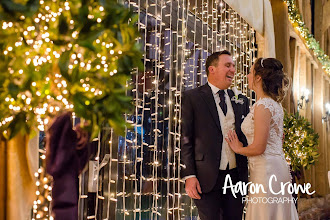 Wedding photographer Aaron Crowe. Photo of 01.07.2019