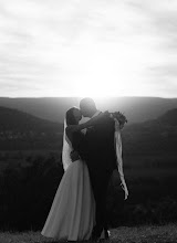 Свадебный фотограф Csaba Varga. Фотография от 05.11.2025