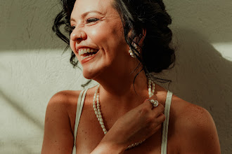 Wedding photographer Luis Enrique Salvatierra. Photo of 12.08.2025