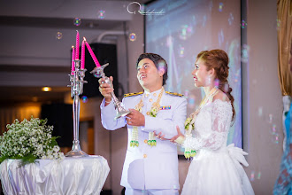 Jurufoto perkahwinan Ruk Thongruk. Foto pada 08.09.2020