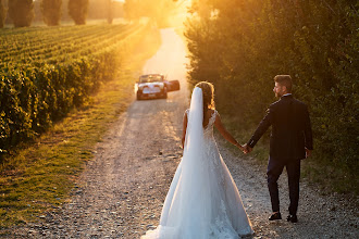 婚禮攝影師Mirko Vegliò. 02.03.2021的照片