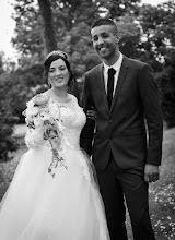 Fotografo di matrimoni Jerome Lochon. Foto del 13.04.2019