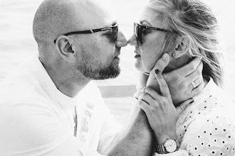 Wedding photographer Maksim Osobenkov. Photo of 13.04.2021