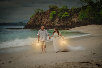 婚禮攝影師Angie Alfaro. 11.09.2025的照片