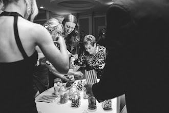 Wedding photographer Hannah Mckeown. Photo of 30.04.2025