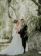 Fotógrafo de casamento Aleksandra Mukhotina. Foto de 29.07.2020