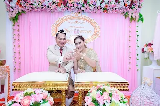Jurufoto perkahwinan Apinchai Makkesorn. Foto pada 07.09.2020