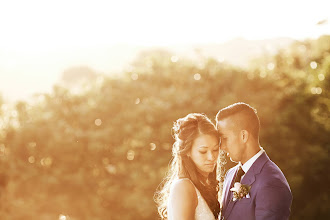 婚禮攝影師Joshua Witheford. 13.02.2019的照片