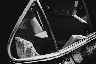 Wedding photographer Guanye Li. Photo of 15.10.2025