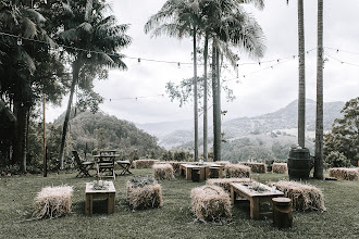 Fotografo di matrimoni Caroline Sada. Foto del 03.10.2019