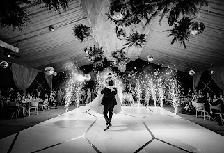 Fotógrafo de bodas Paloma Mejia. Foto del 01.08.2025
