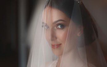 Wedding photographer Anzhelika Villius. Photo of 16.05.2018