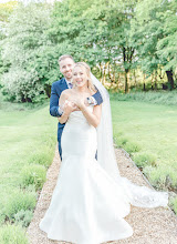 Photographe de mariage Rebecca Jones. Photo du 02.07.2022