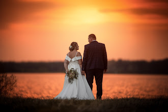 Jurufoto perkahwinan Jan Zavadil. Foto pada 17.08.2025