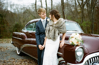 Photographe de mariage Loren Gifford. Photo du 01.06.2023