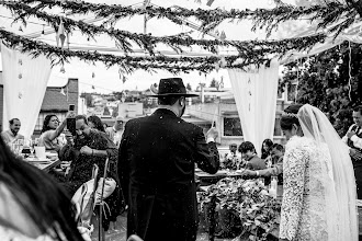 Wedding photographer Antonio Malverde. Photo of 11.04.2024