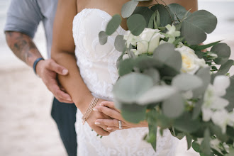 Fotógrafo de bodas Tati Piovacari. Foto del 23.12.2019