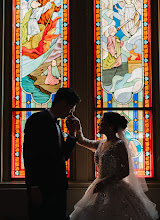 婚禮攝影師Naris Visitsin. 21.09.2023的照片