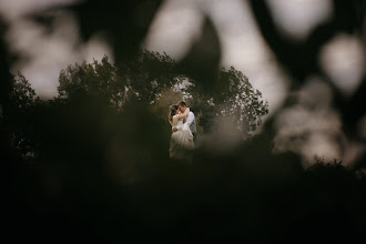 Huwelijksfotograaf Louise May. Foto van 06.10.2022