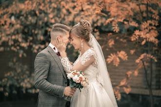 Jurufoto perkahwinan Oleg Lyulka. Foto pada 21.12.2021