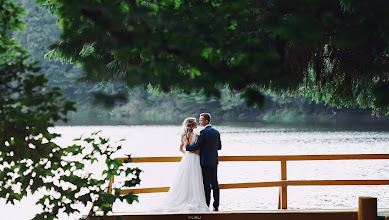 Wedding photographer Oleh Kolos. Photo of 21.05.2025