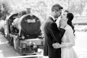 Wedding photographer Cristian Burlacu. Photo of 17.09.2025