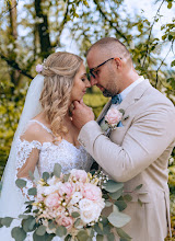 Jurufoto perkahwinan Barbora Chmelařová. Foto pada 20.04.2024