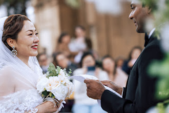 Wedding photographer Jim Lee. Photo of 04.11.2025