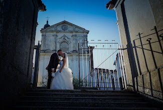Jurufoto perkahwinan Alessandro Genovese. Foto pada 04.12.2019