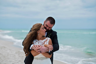 Fotógrafo de casamento Jessie Holloway. Foto de 08.09.2019