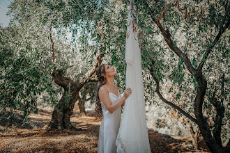 Svatební fotograf Konstantinos Poulios. Fotografie z 17.09.2025