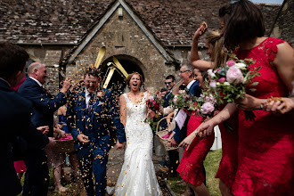 Wedding photographer Laura Crouchley. Photo of 01.03.2024