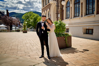 Wedding photographer Radu Razvan Anton. Photo of 29.01.2024