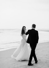 婚礼摄影师Nhut Tran. 25.04.2024的图片