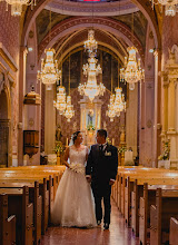 Bryllupsfotograf Harumi Flores. Foto fra 22.09.2021
